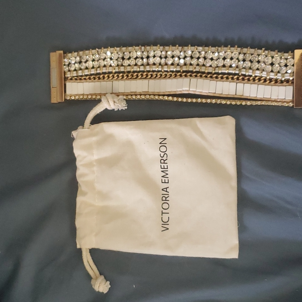 Victoria Emerson Cuff Braceet